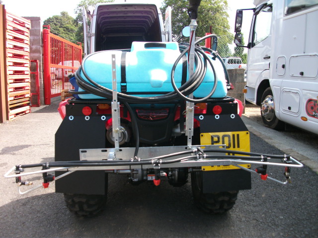 Enduramaxx sprayer 95 litre with 1.2m versatile boom - Kill frost - Spray on Ice melting product 